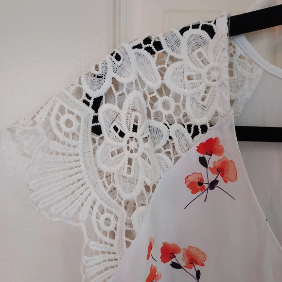 City Streets Floral Top 0X - Picture 3 of 8